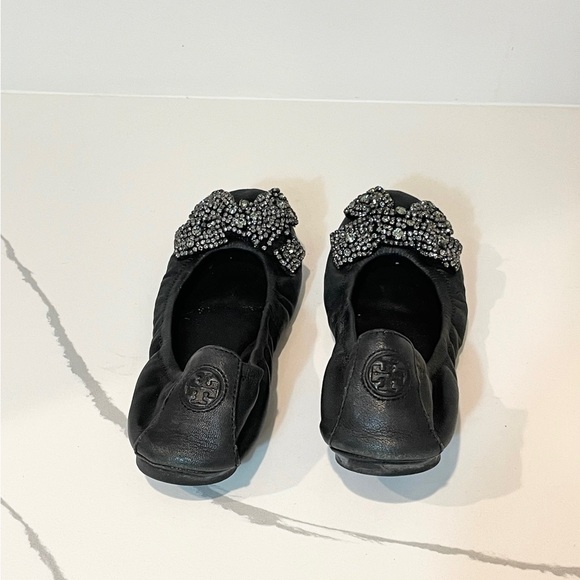 Tory Burch Black Leather Crystal Embellished Bow Eddie Ballet Flat - Picture 5 of 7
